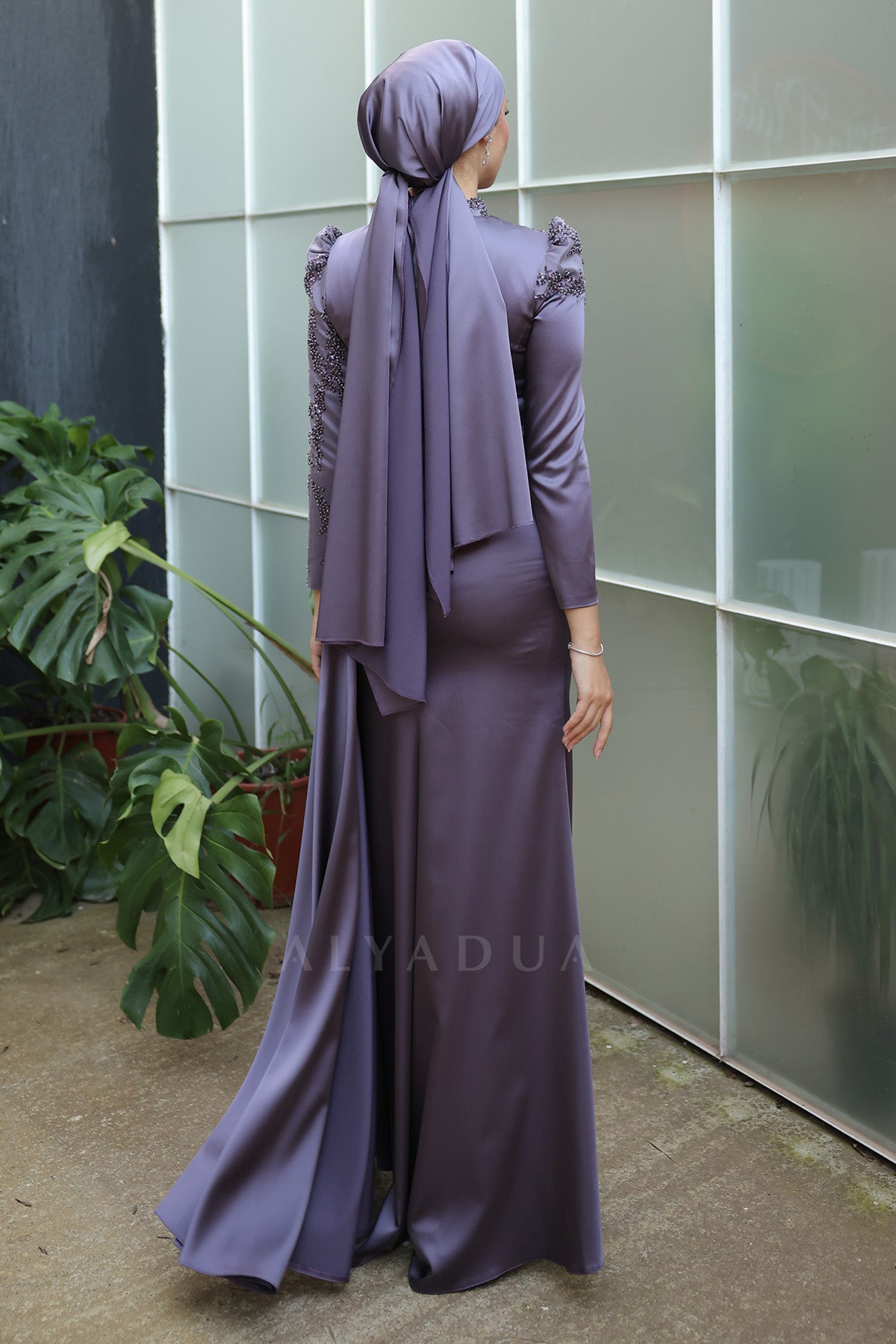 Rosa Abiye - RZRSA1503