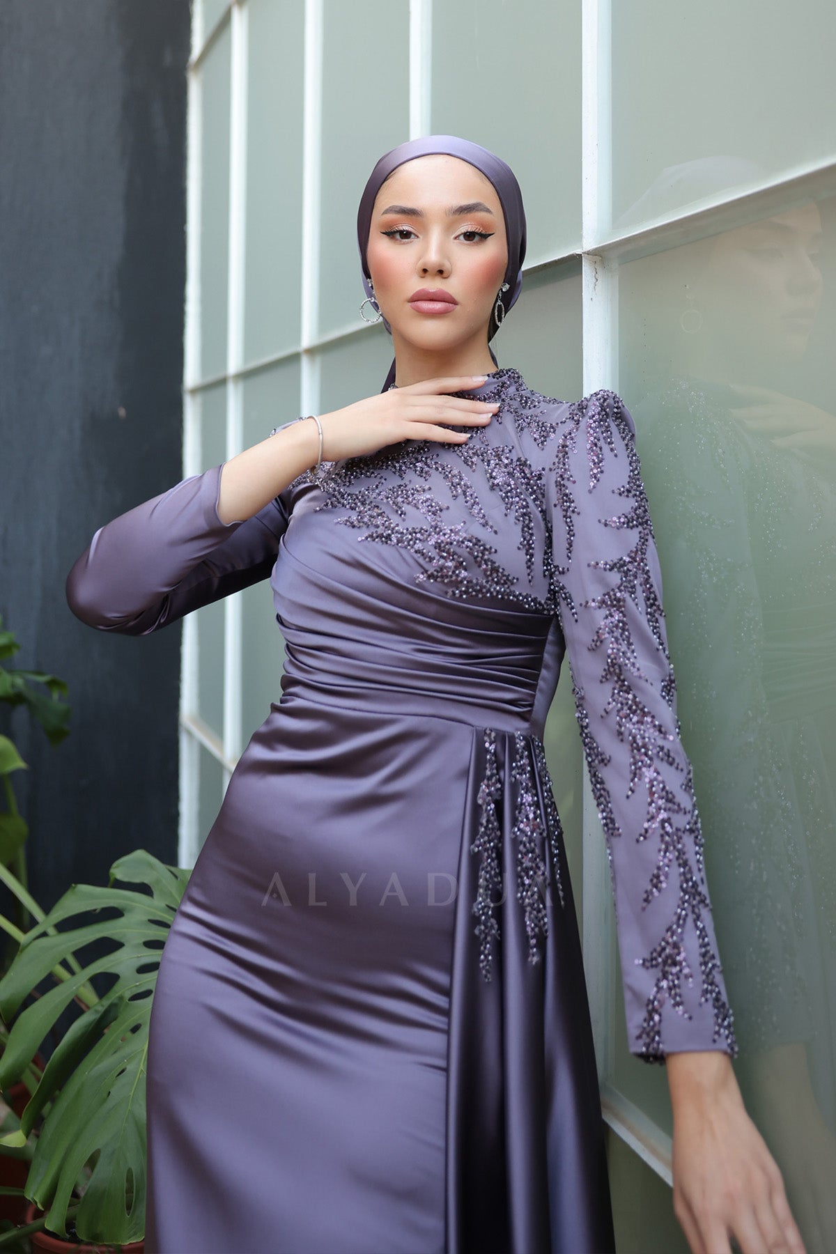 Rosa Abiye - RZRSA1503