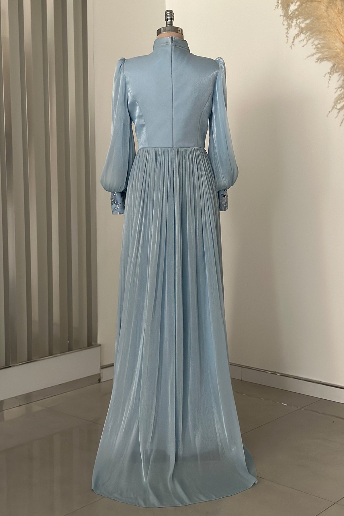 Nadia Abiye - RZNDA0204