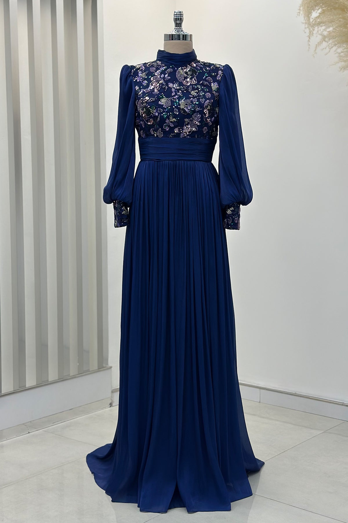 Nadia Abiye - RZNDA0204