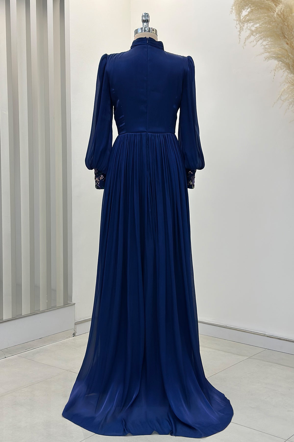 Nadia Abiye - RZNDA0204