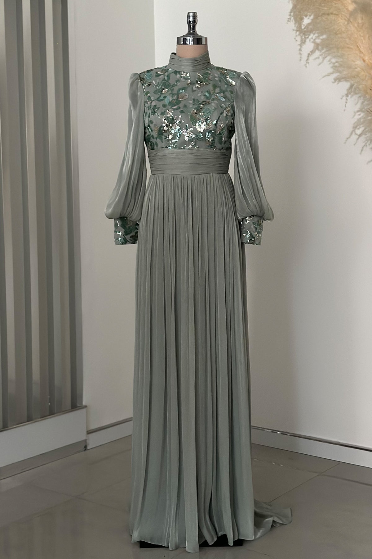 Nadia Abiye - RZNDA0204