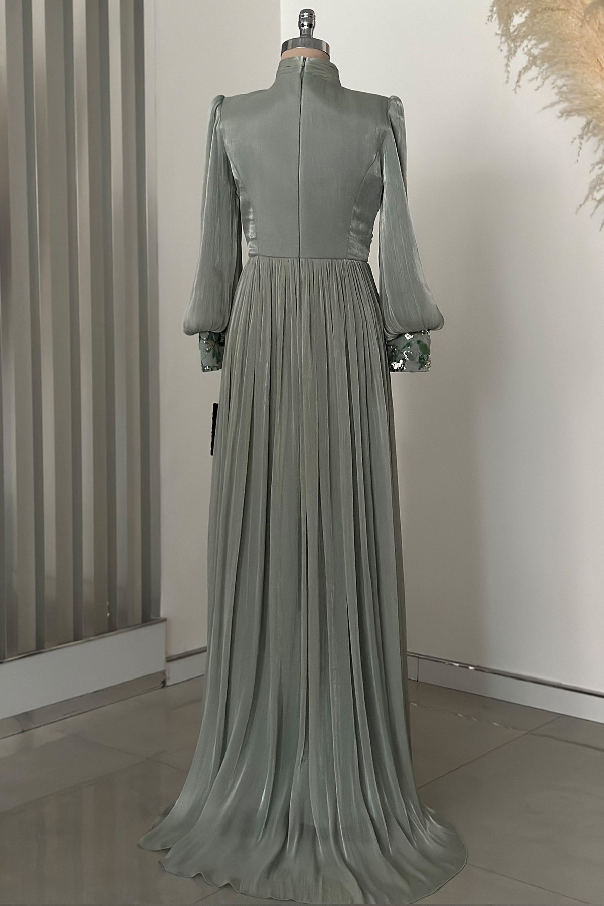 Nadia Abiye - RZNDA0204