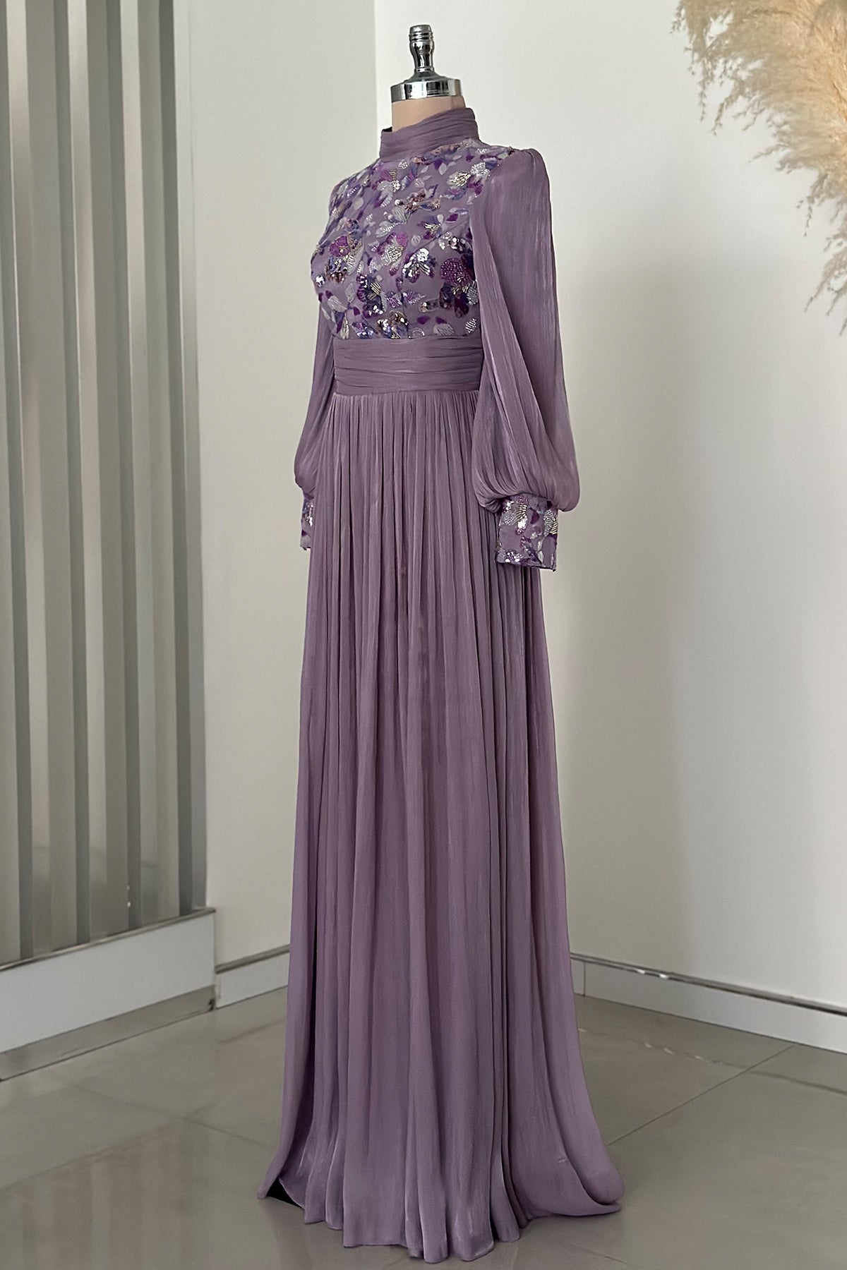 Nadia Abiye - RZNDA0204