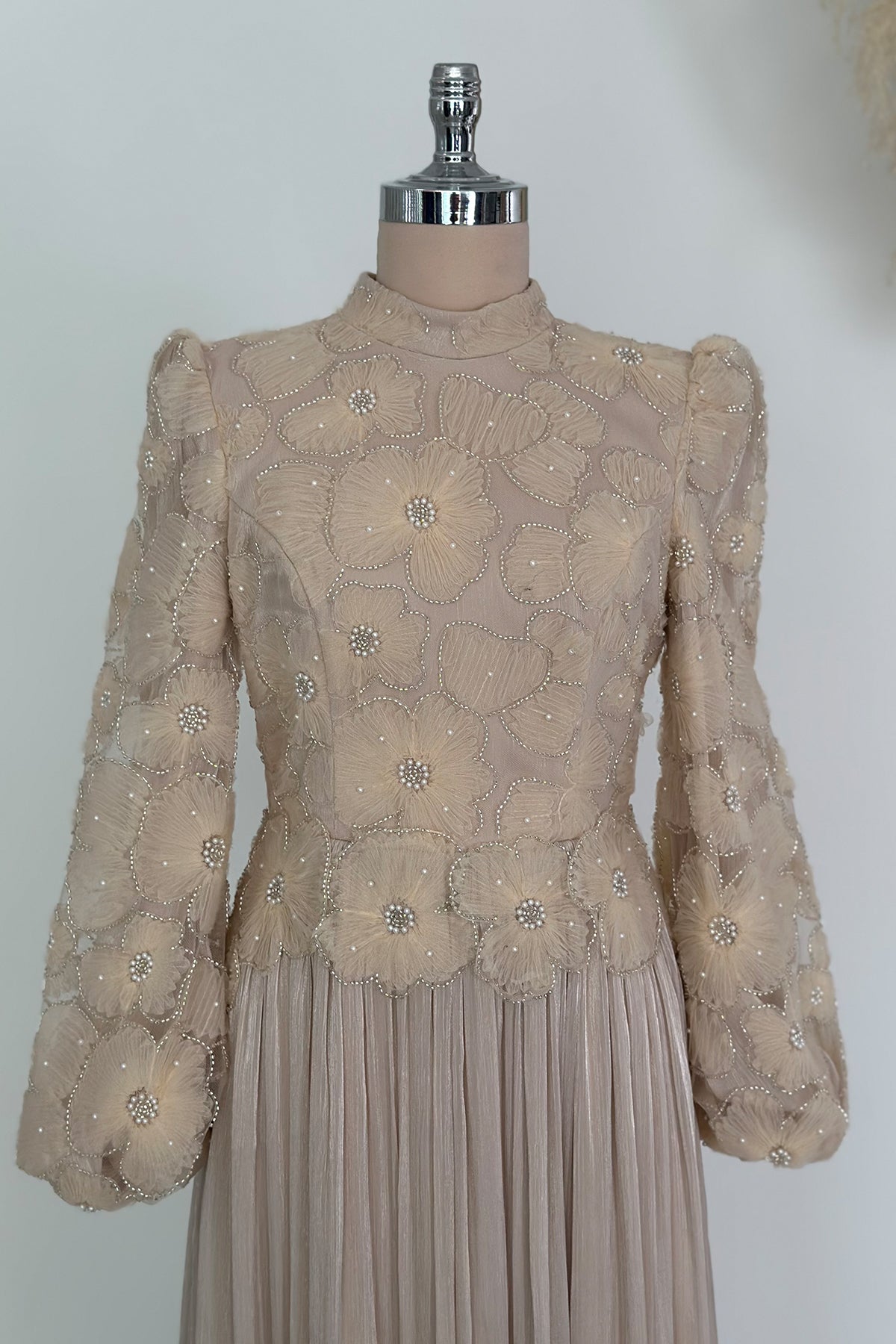 Kitty Abiye - RZKTY0204