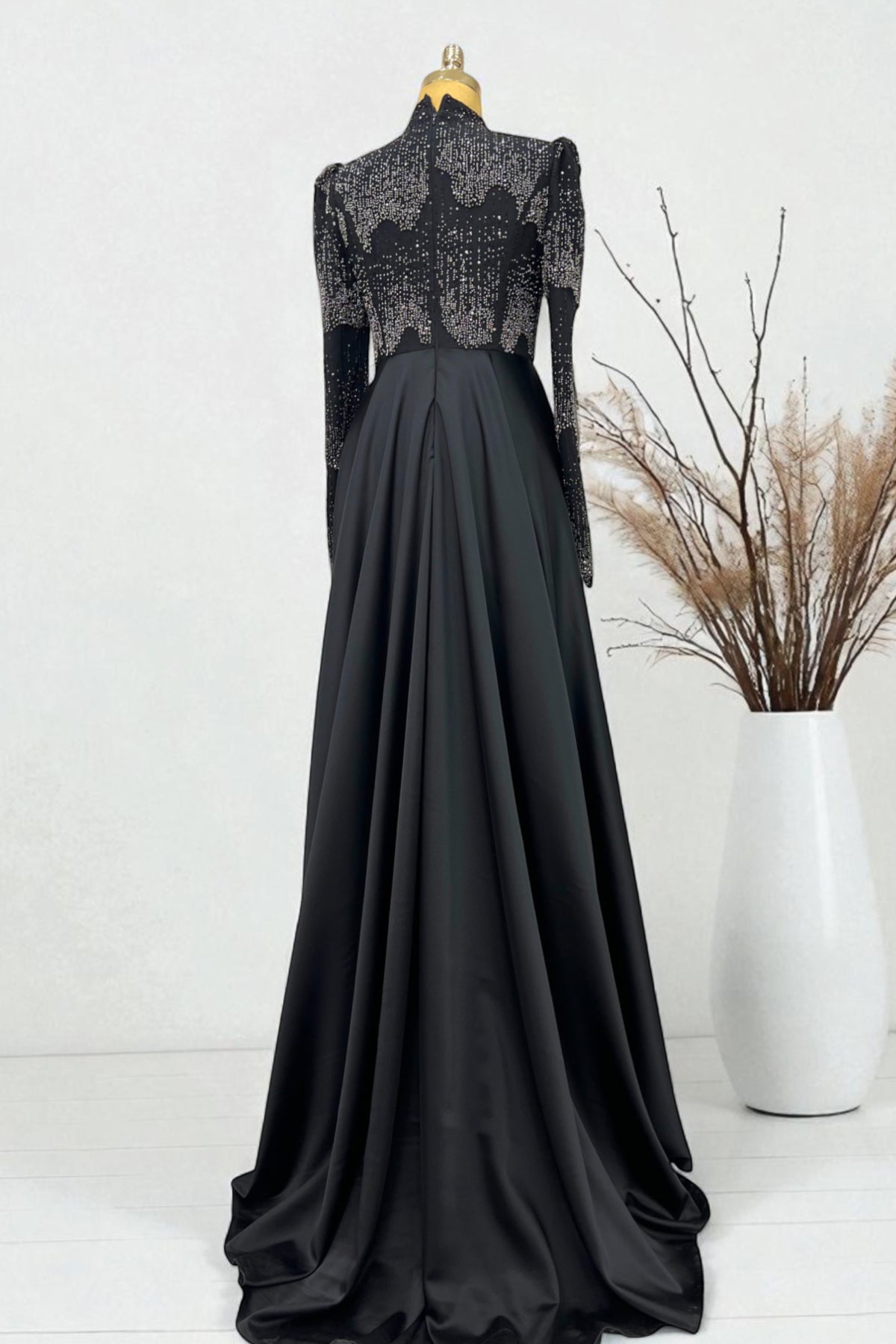 Amara Abiye - NKAMR1211