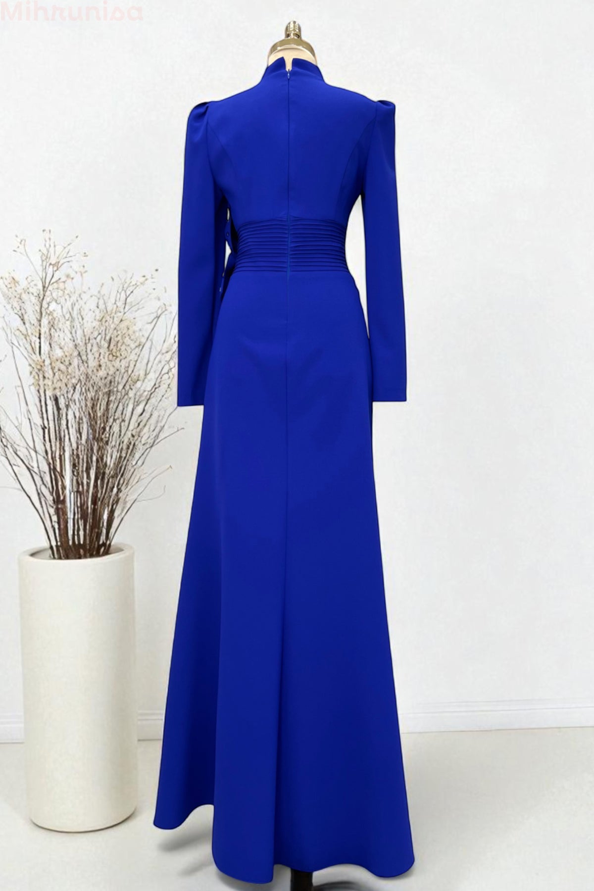 Lenaro Abiye - NKLNR1511