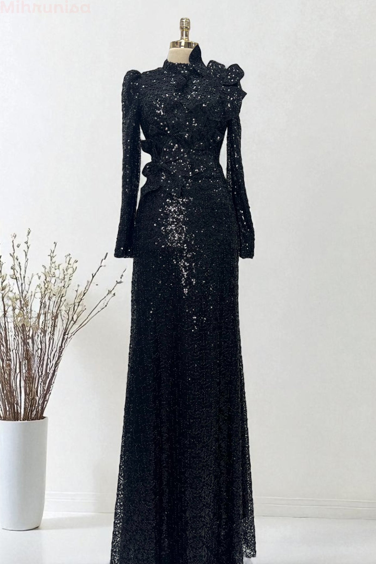 Mindy Abiye - NKMND2311