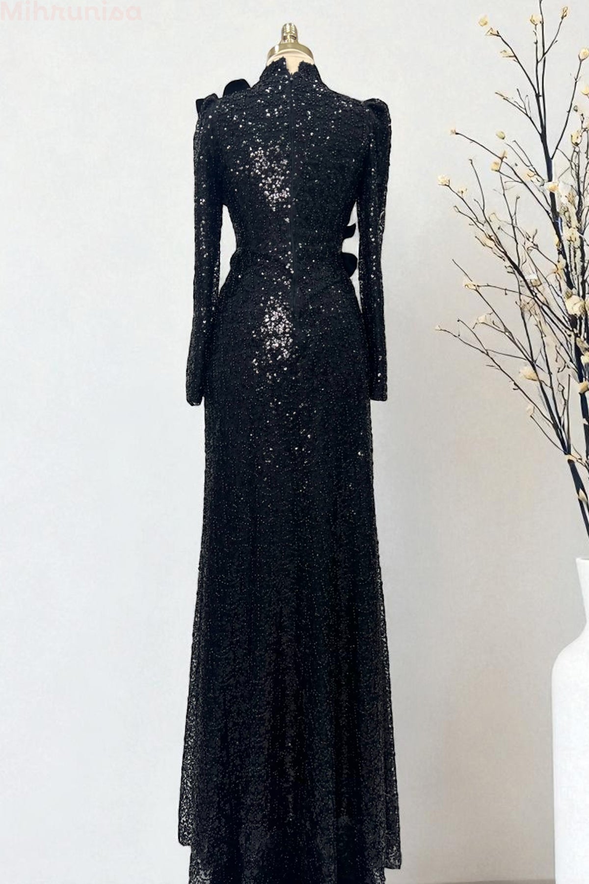 Mindy Abiye - NKMND2311