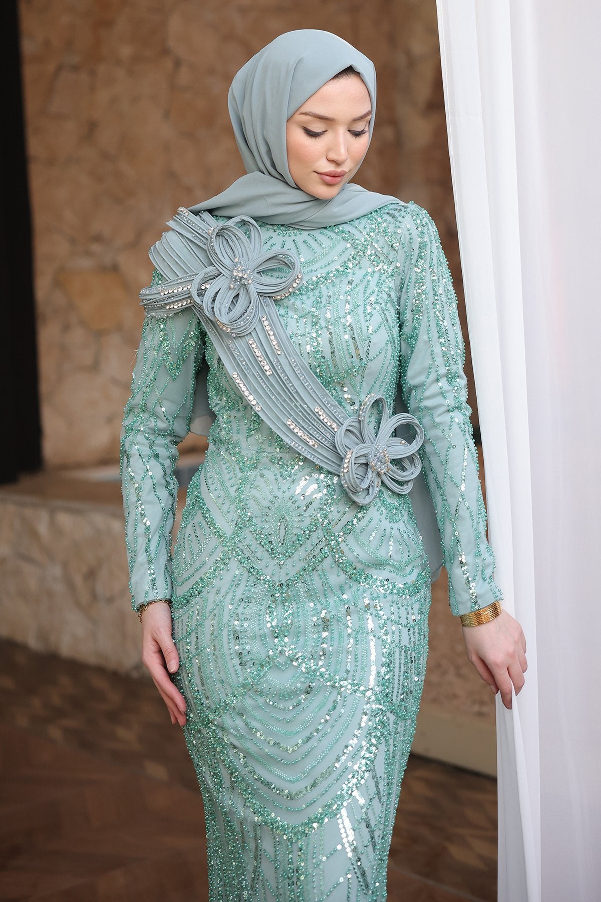 Gilda Abiye - RZGLD2802