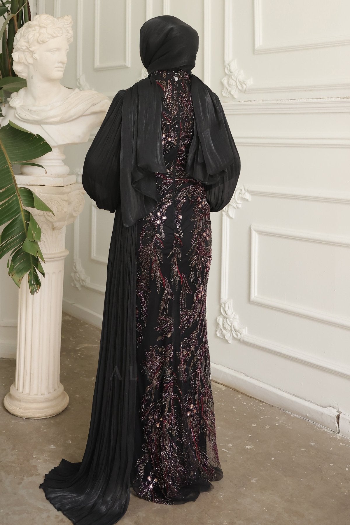 Liora Abiye - RZLRA0203