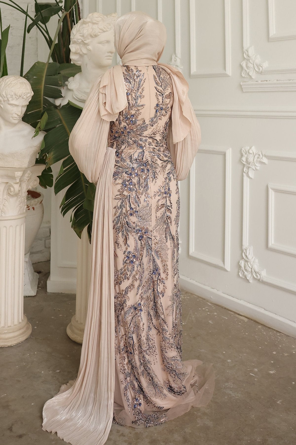 Liora Abiye - RZLRA0203