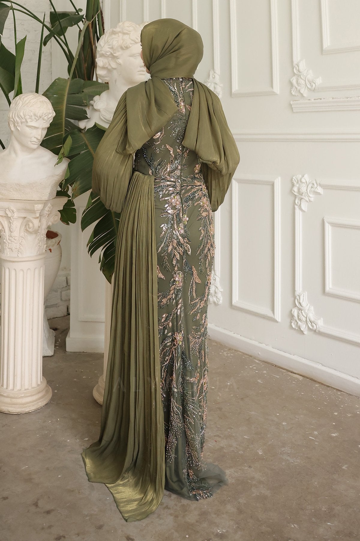 Liora Abiye - RZLRA0203