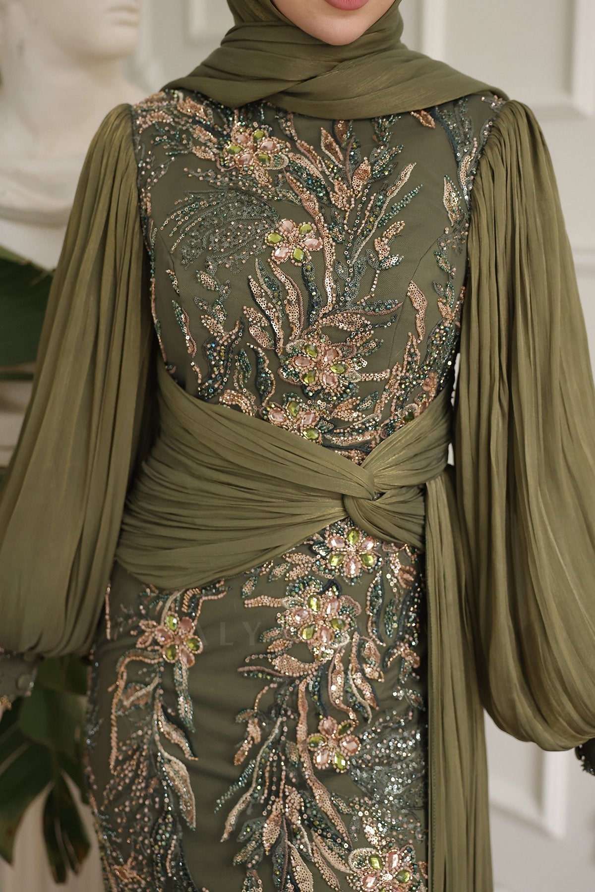 Liora Abiye - RZLRA0203