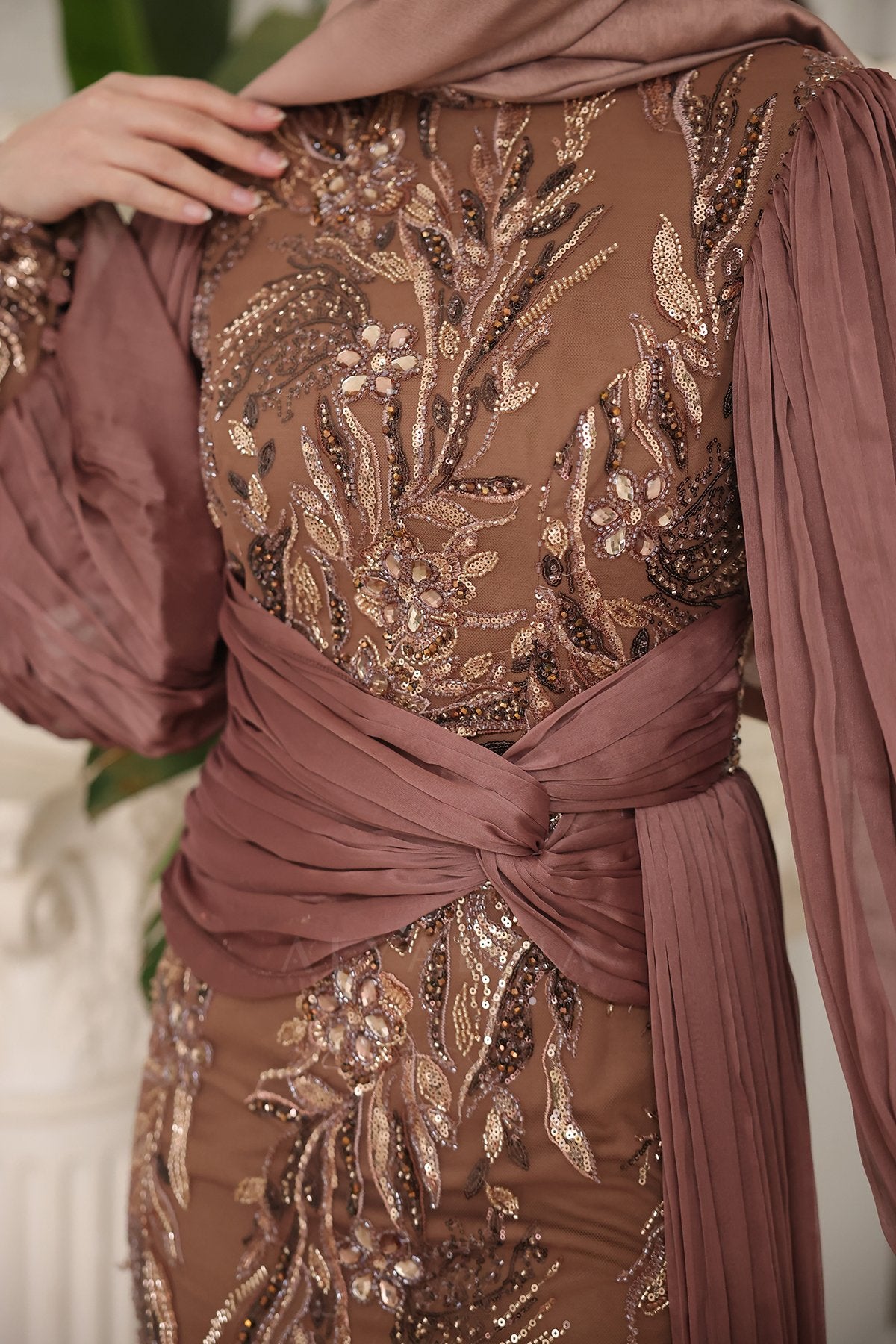 Liora Abiye - RZLRA0203