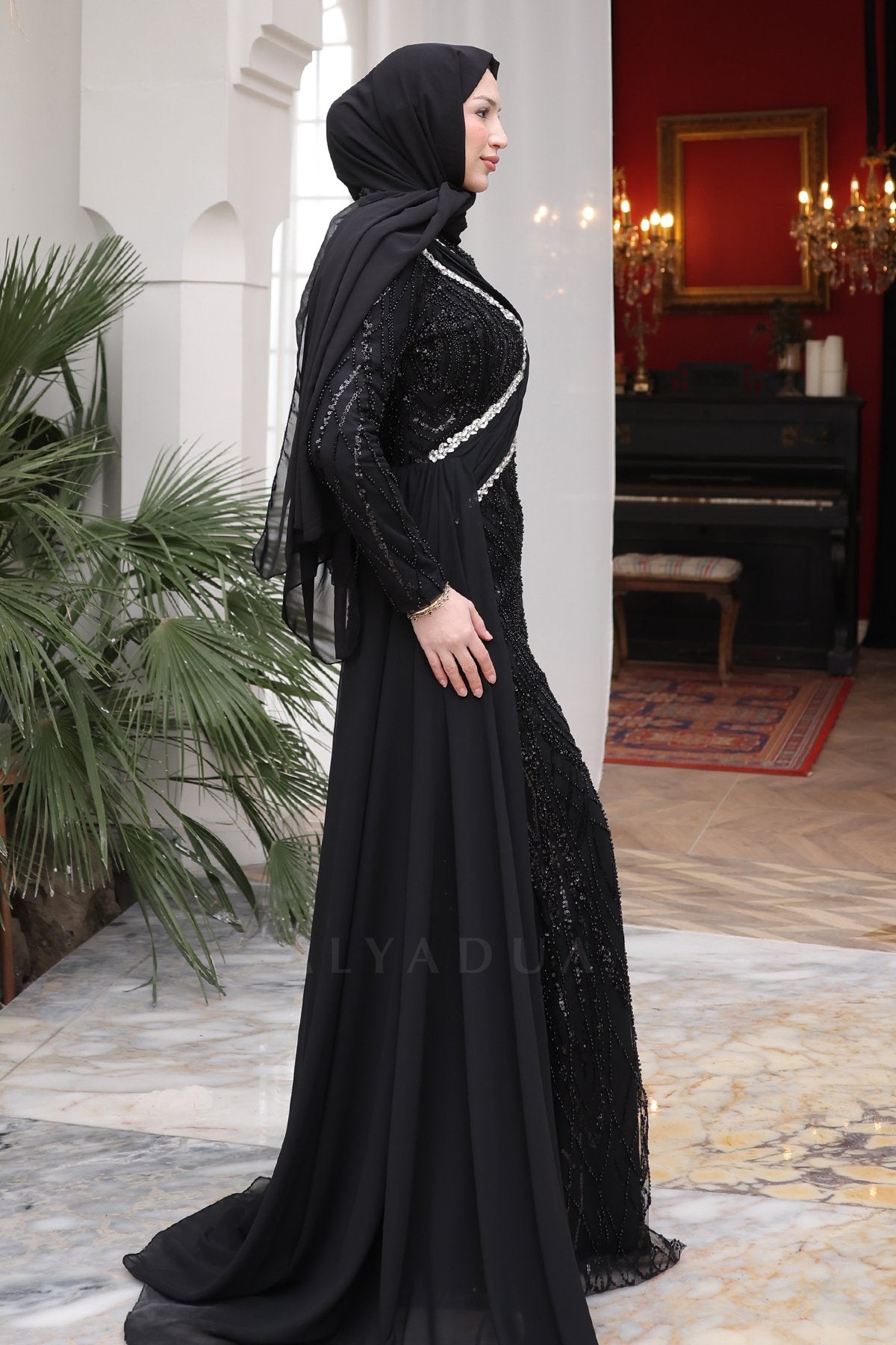 Alisya Abiye - RZALS0903