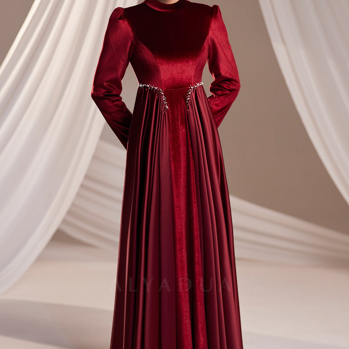 Elmira Abiye - BBALM2603