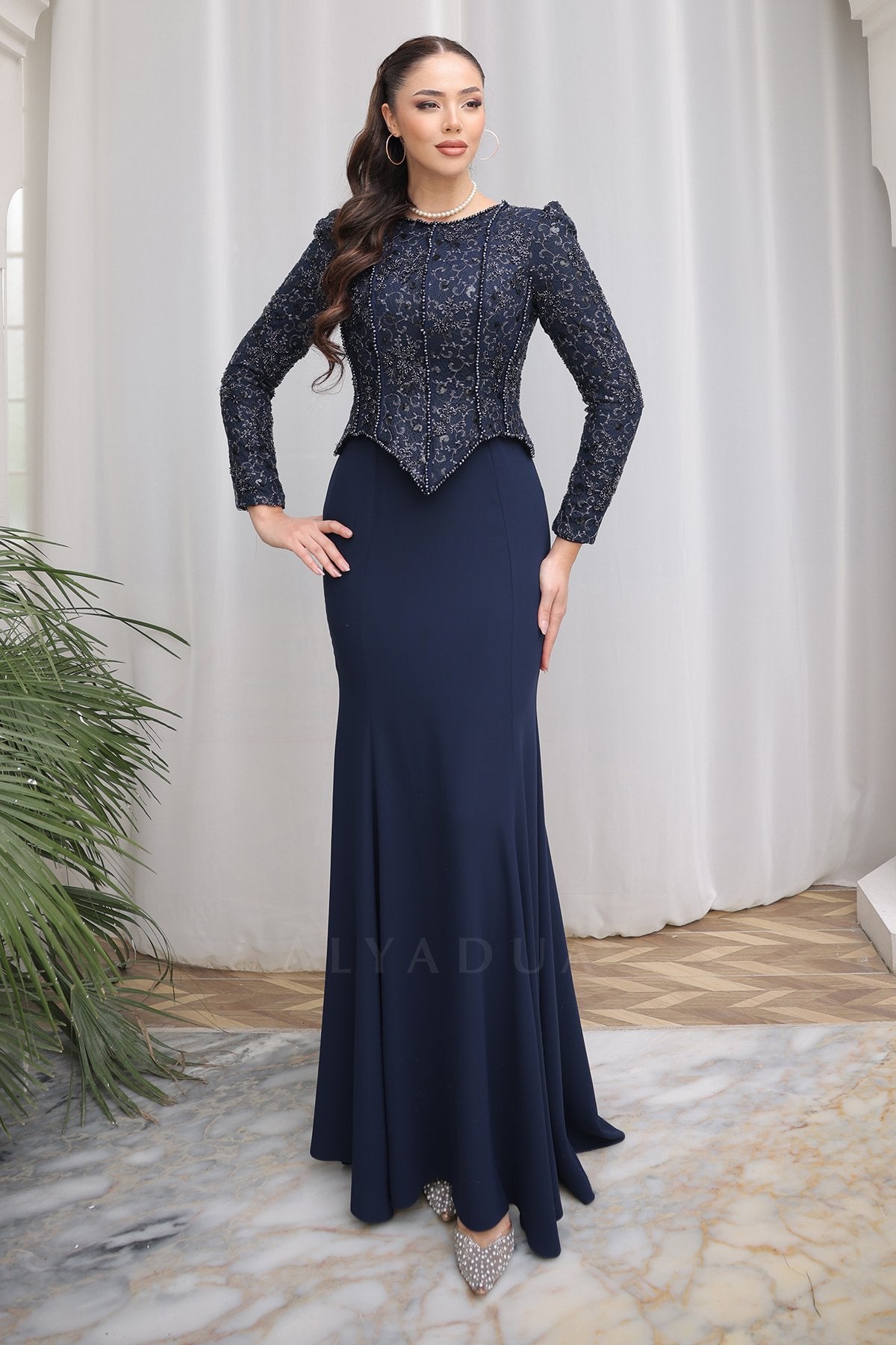 Tanya Abiye - RZTNY1504