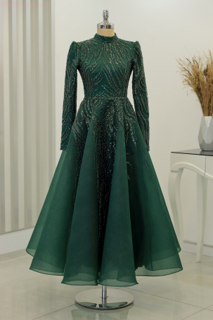 Robe de soirée de Vénus mi-longue, brodée et bouffante - Émeraude - Rana Zenn