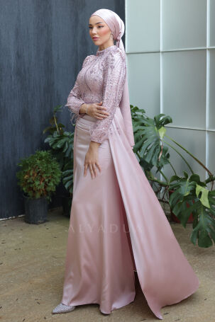 Satin Evening Dress with Tail and Detailed Sleeves, Feathered - Powder Pink - 4