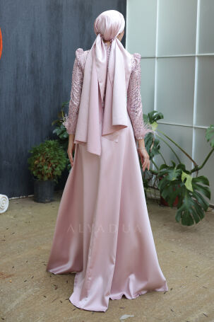 Satin Evening Dress with Tail and Detailed Sleeves, Feathered - Powder Pink - 2