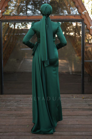 Skirt Feather Detail Front Processed Satin Dicle Evening Dress - Emerald - 2